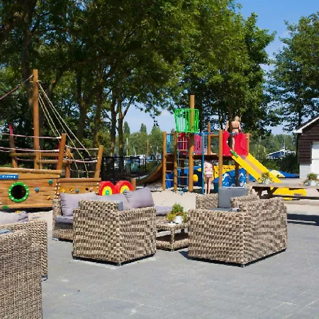Holiday Droompark Bad Hulckesteijn.1 בית נופש *